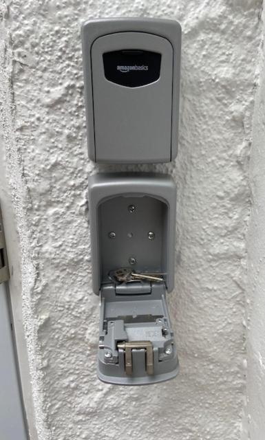 Private Room Near Miami Airport - Free Parking - 01 المظهر الخارجي الصورة